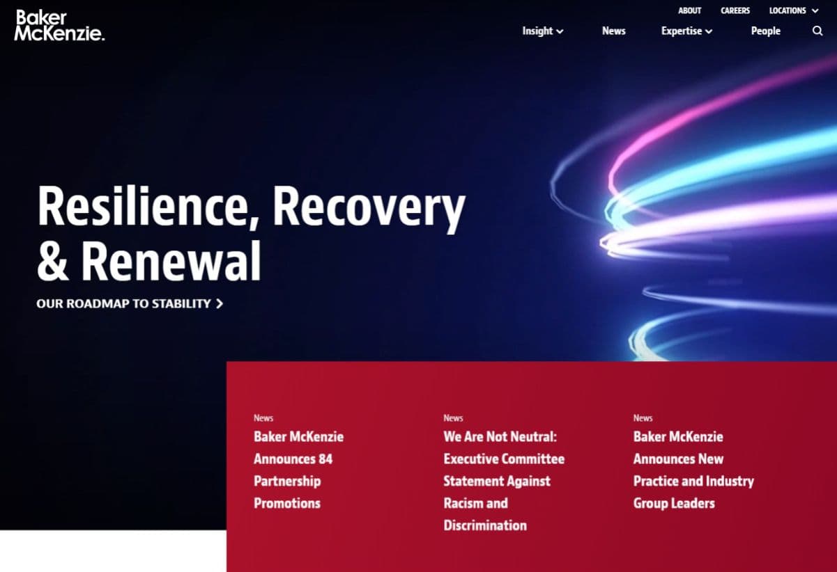 Webdesign Inspiration Anwälte Farbschema rot blau 