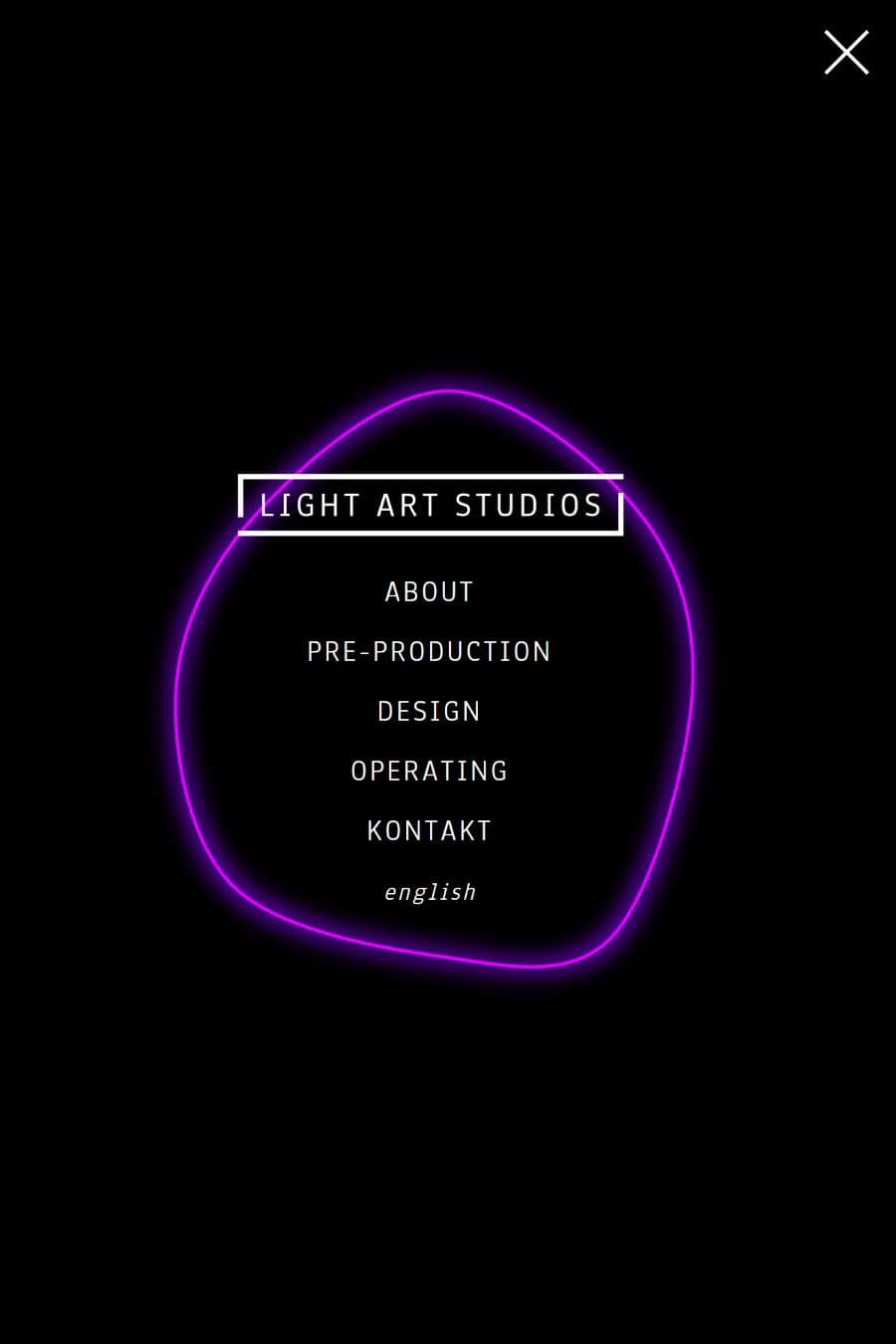 Offenes Menü mit Lichteffekt um die Menüpunkte aus dem Referenprojekt Light Art Studios als Beispiel für das starke Branding im Rahmen des Webdesigns